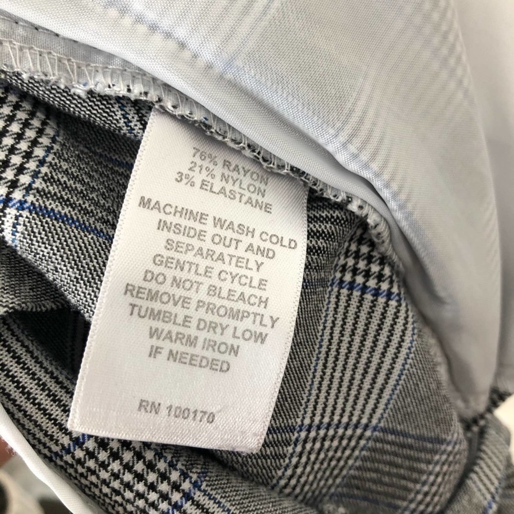 Adrienne Vittadini Navy Blue and Grey Plaid High Waisted Cropped Ankle Pant 8 - Picture 3 of 4